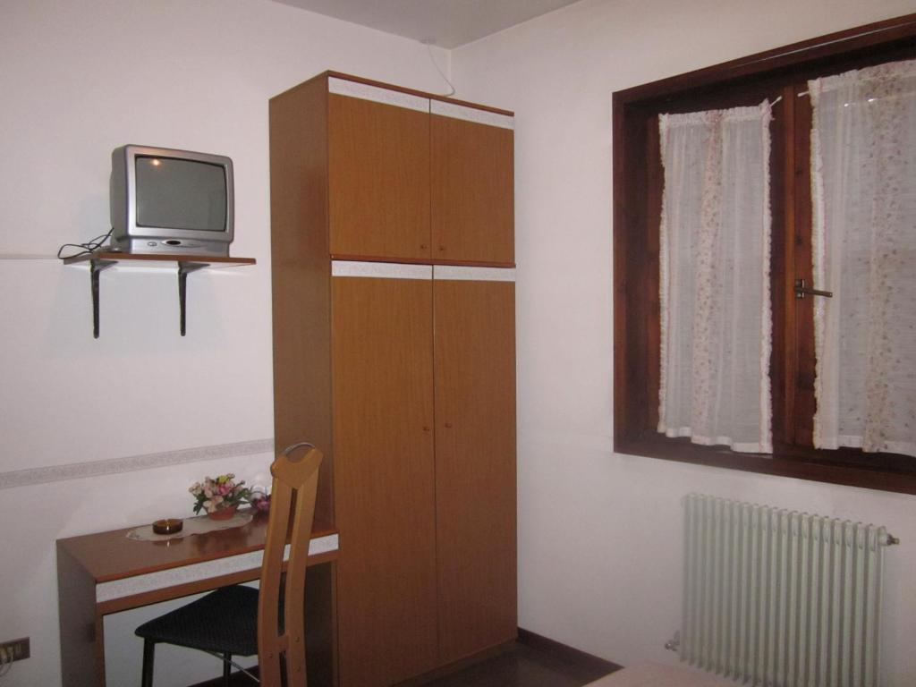 Albergo Leon Bianco Moggio Udinese Chambre photo